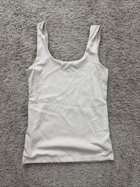 Tahari Ribbed Scoop Neck Tank Top - White
